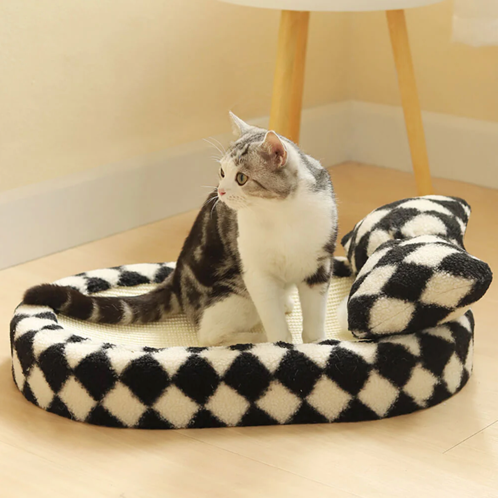 Iropaws Checkerboard Sisal Cat Bed with Integrated Scratching Board – Stylish and Durable 6